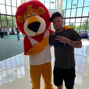 Meet your Posher, Chris